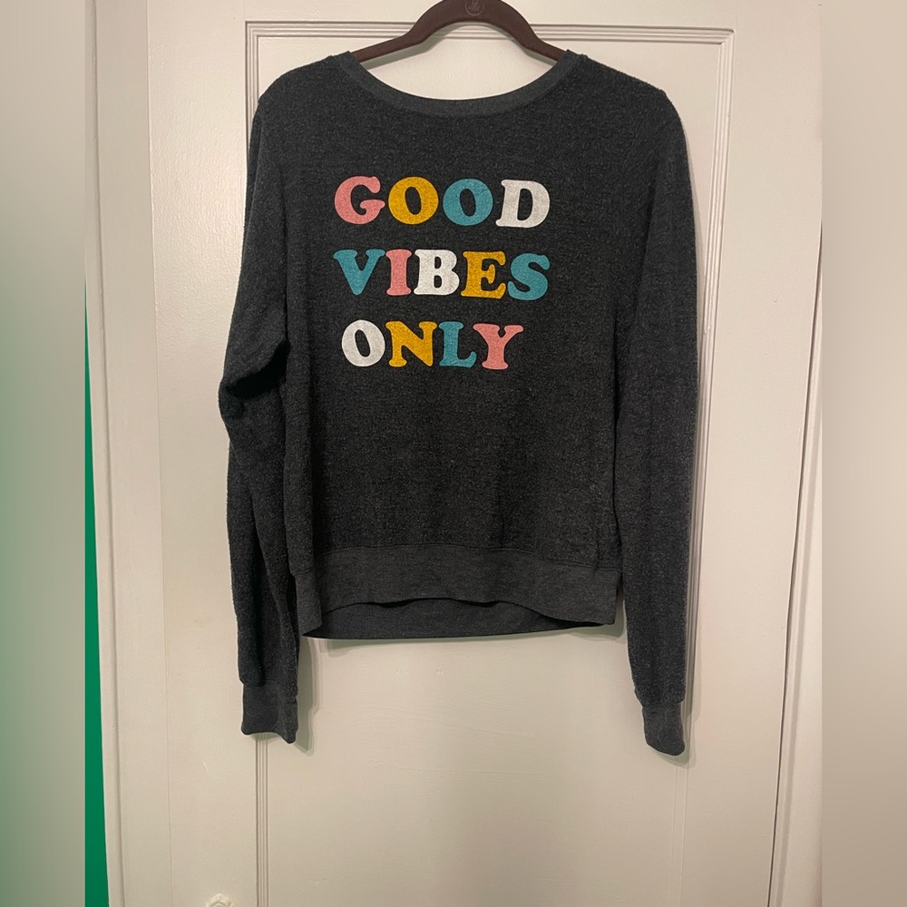 Wildfox Good Vibes Navy Blue Crewneck Sweatshirt 
Embroidered Womens medium